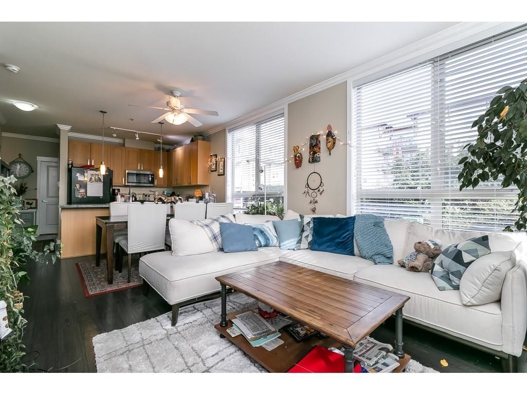 Listing Image 15
