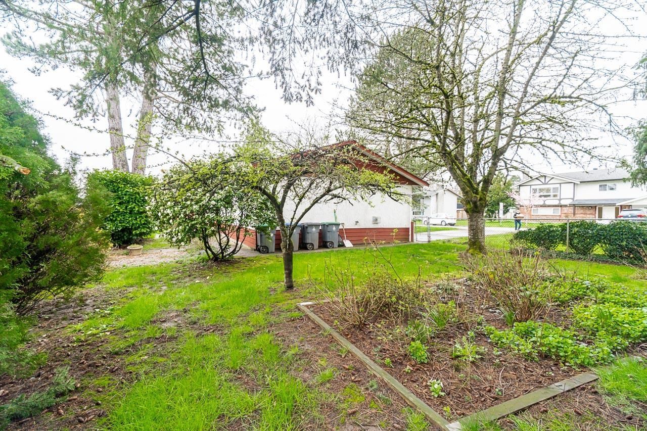 Listing Image 27