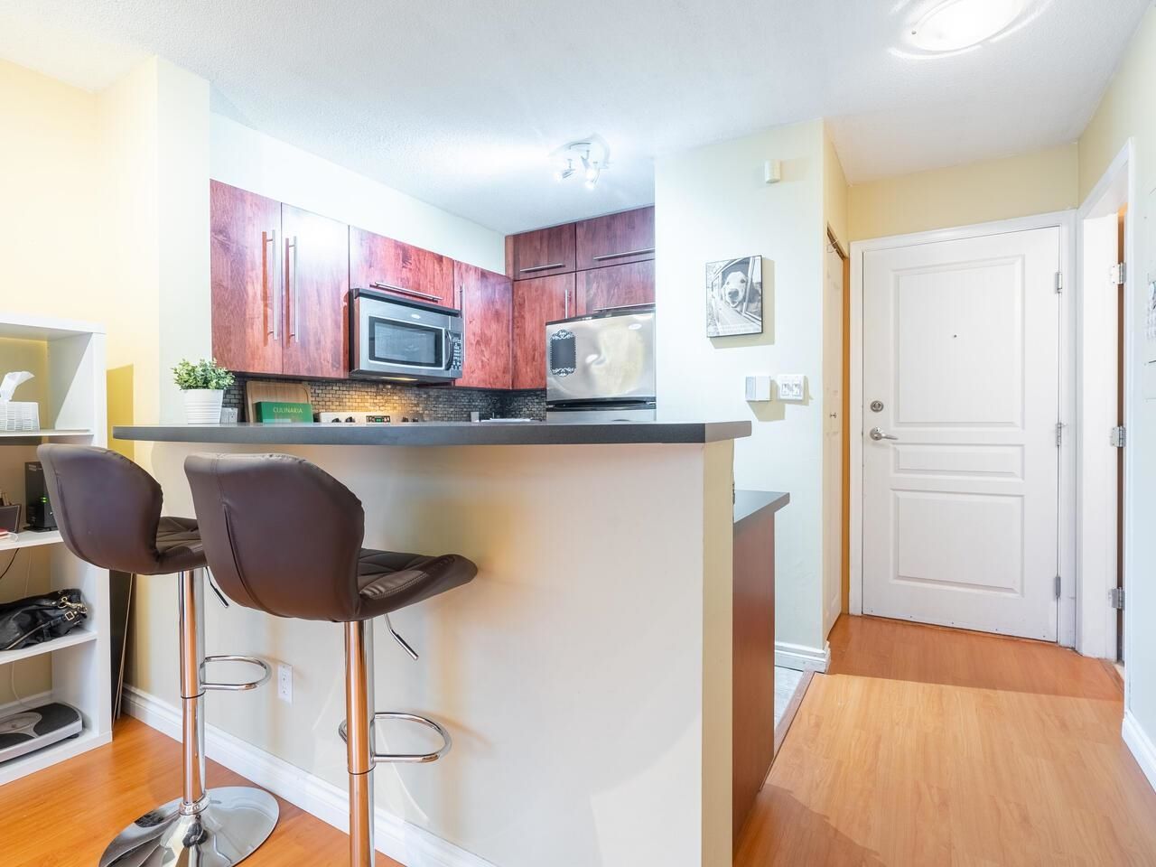 Listing Image 18