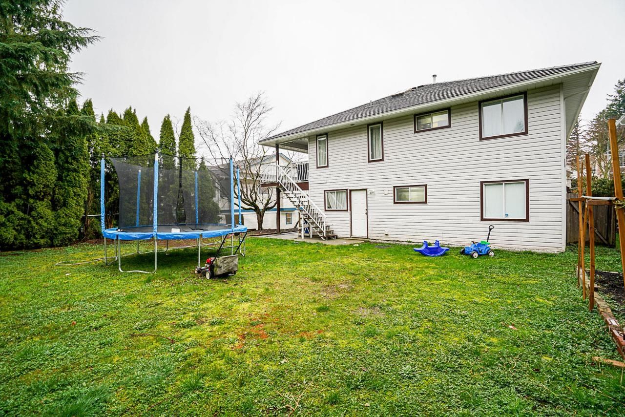 Listing Image 36
