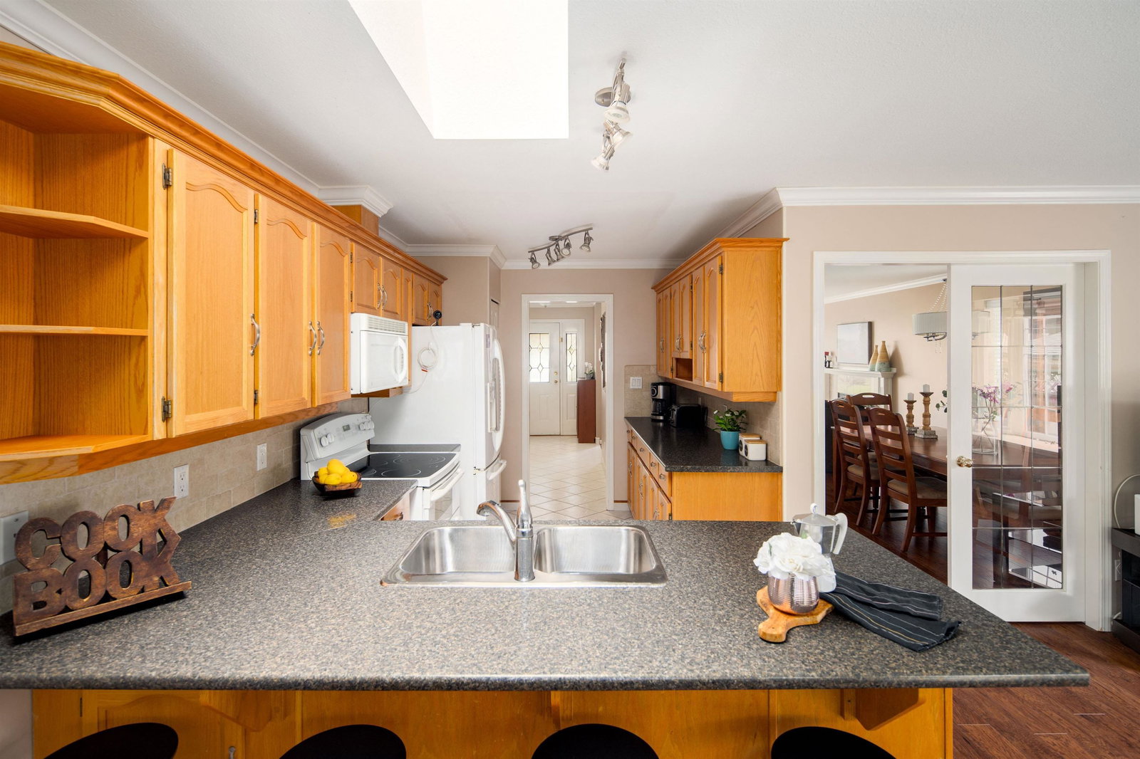 Listing Image 20