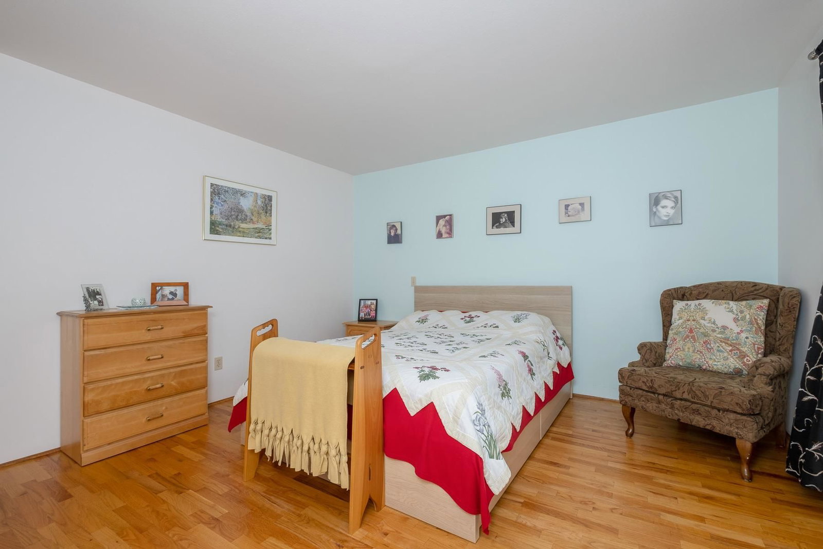 Listing Image 20