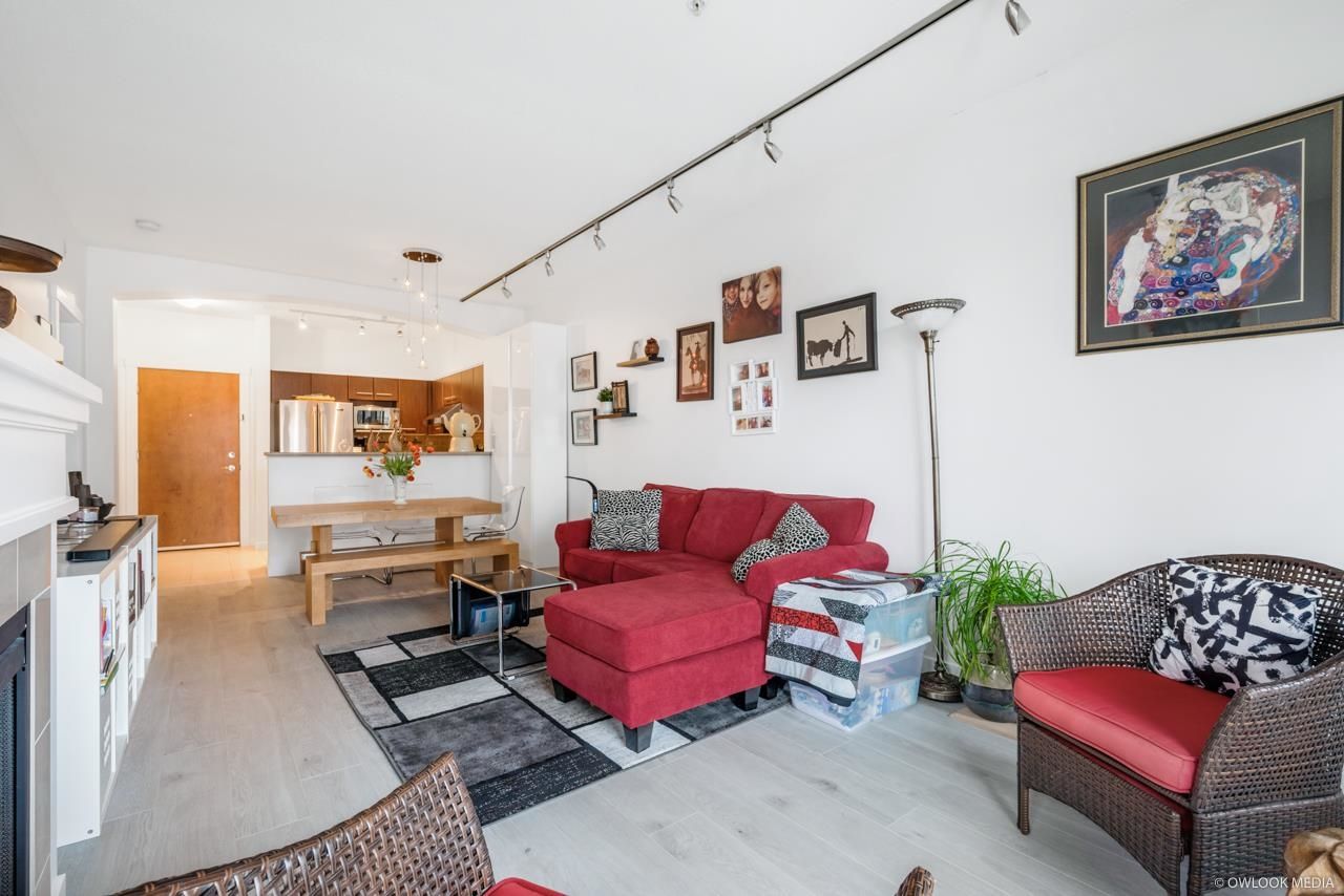 Listing Image 9