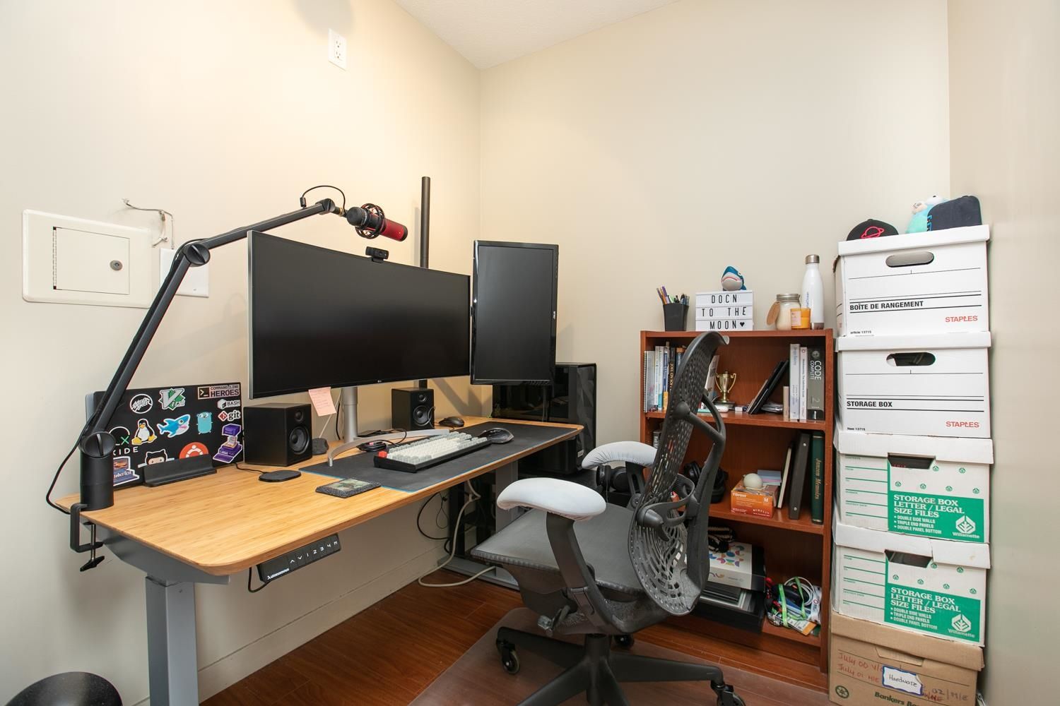 Listing Image 12
