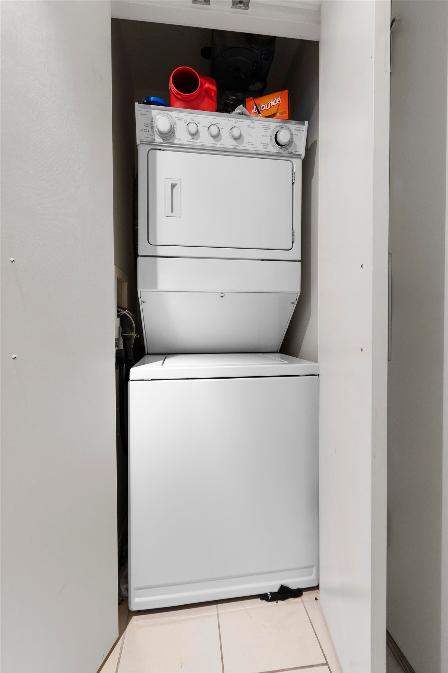 Listing Image 16
