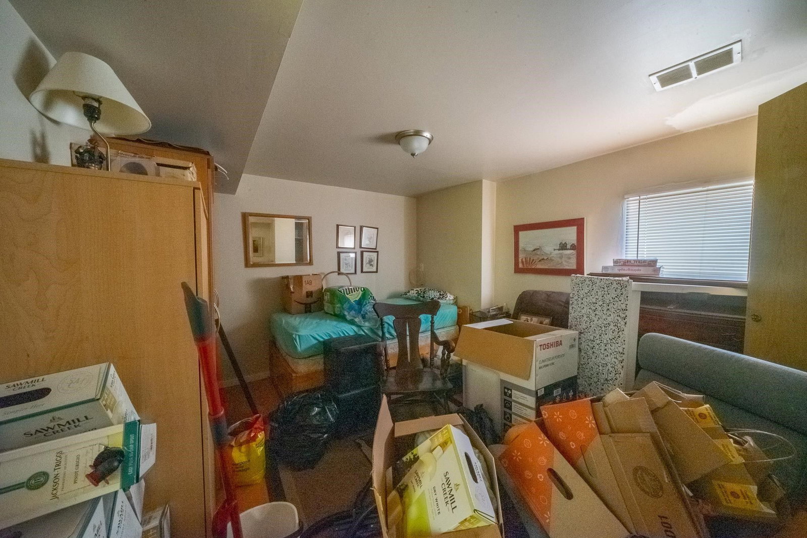 Listing Image 16