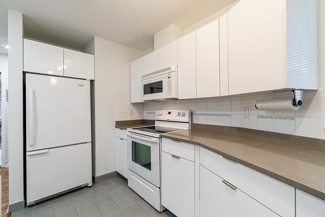 Listing Image 15