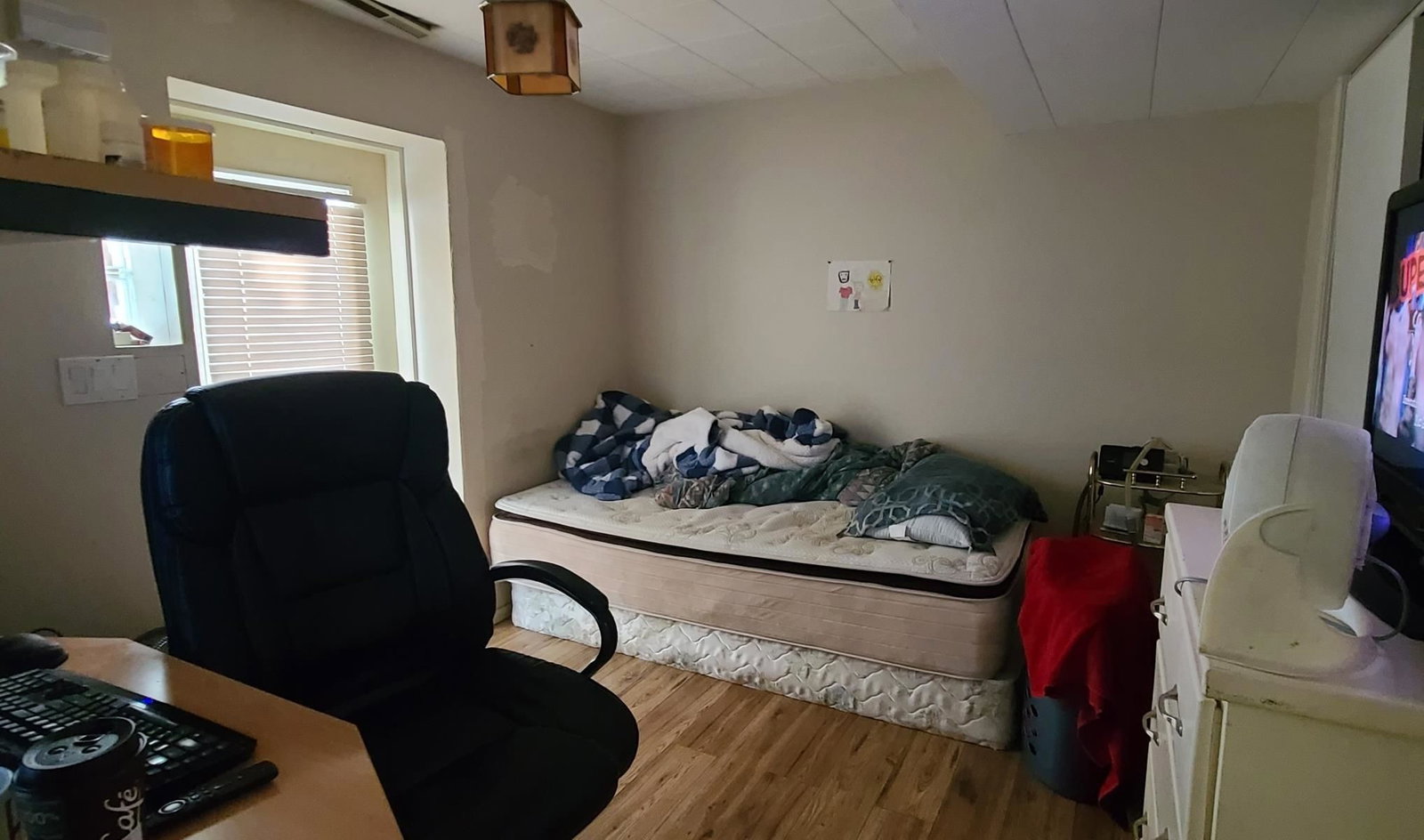 Listing Image 17
