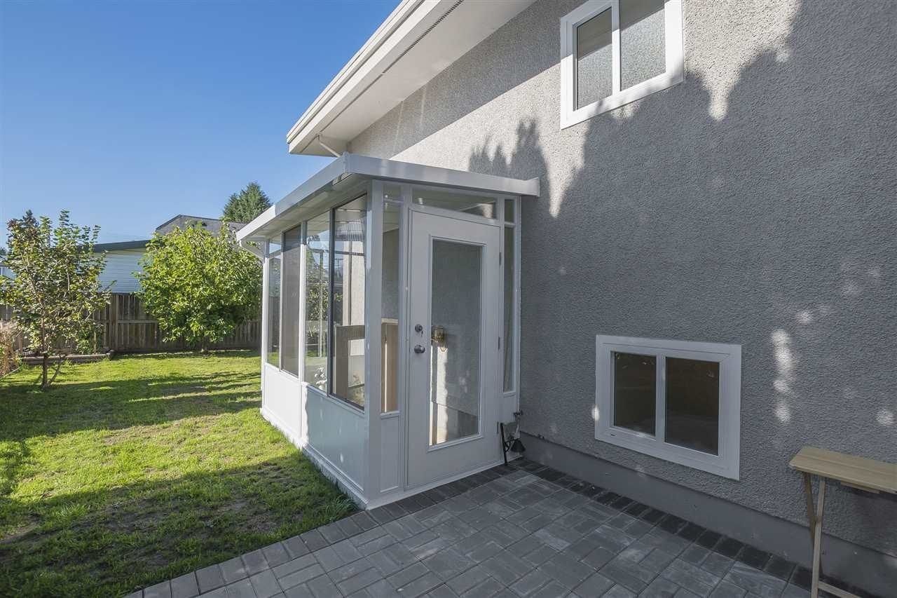 Listing Image 19