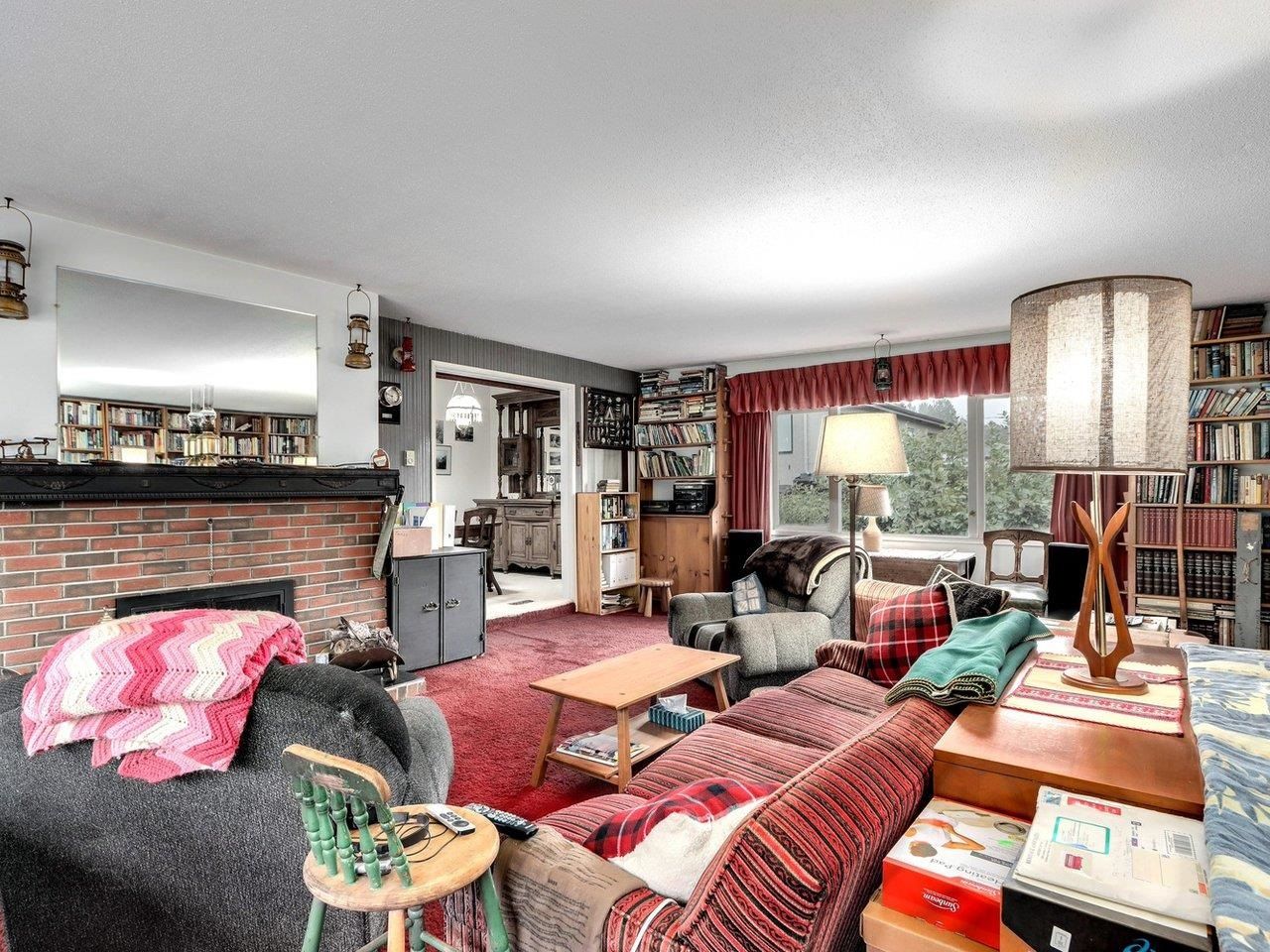 Listing Image 12