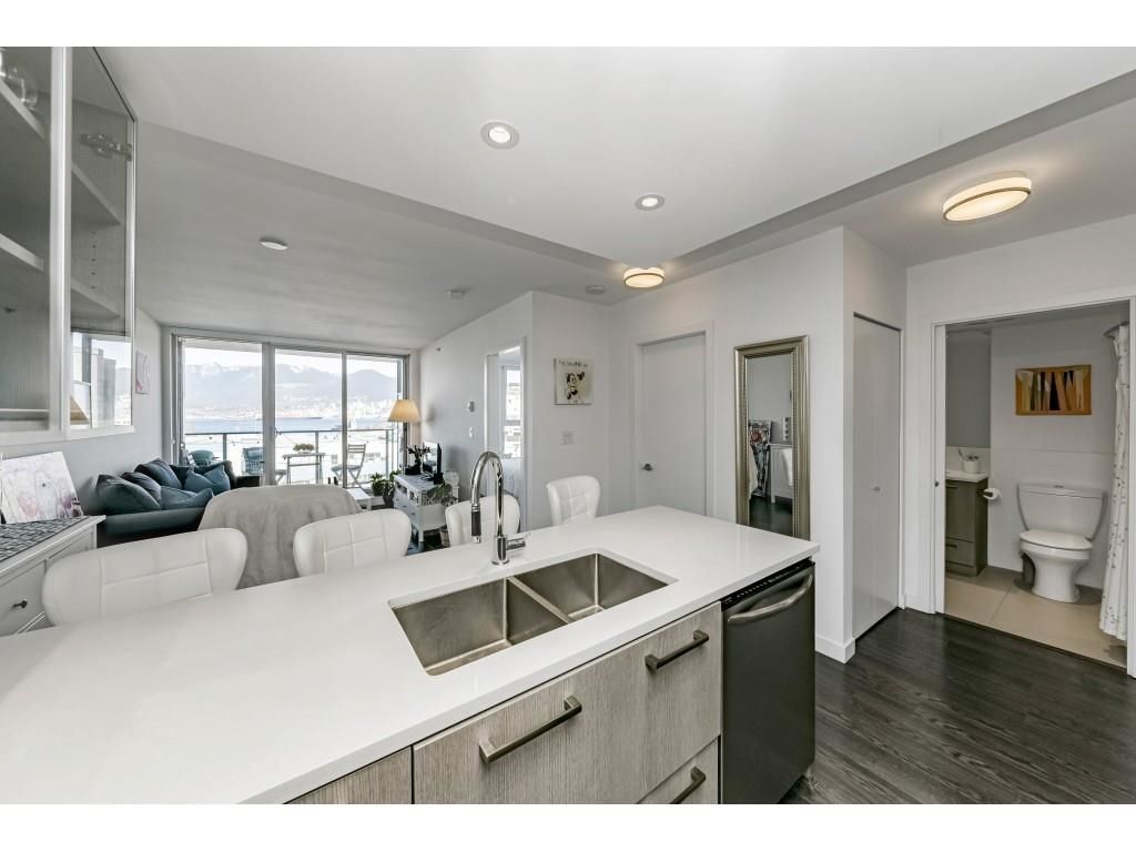 Listing Image 14