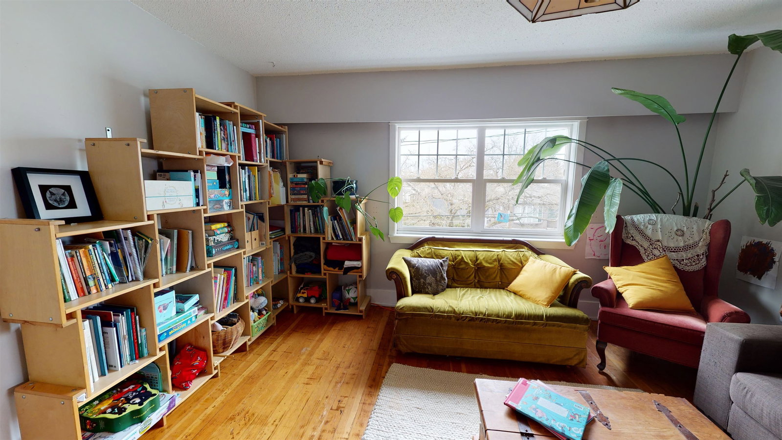 Listing Image 14
