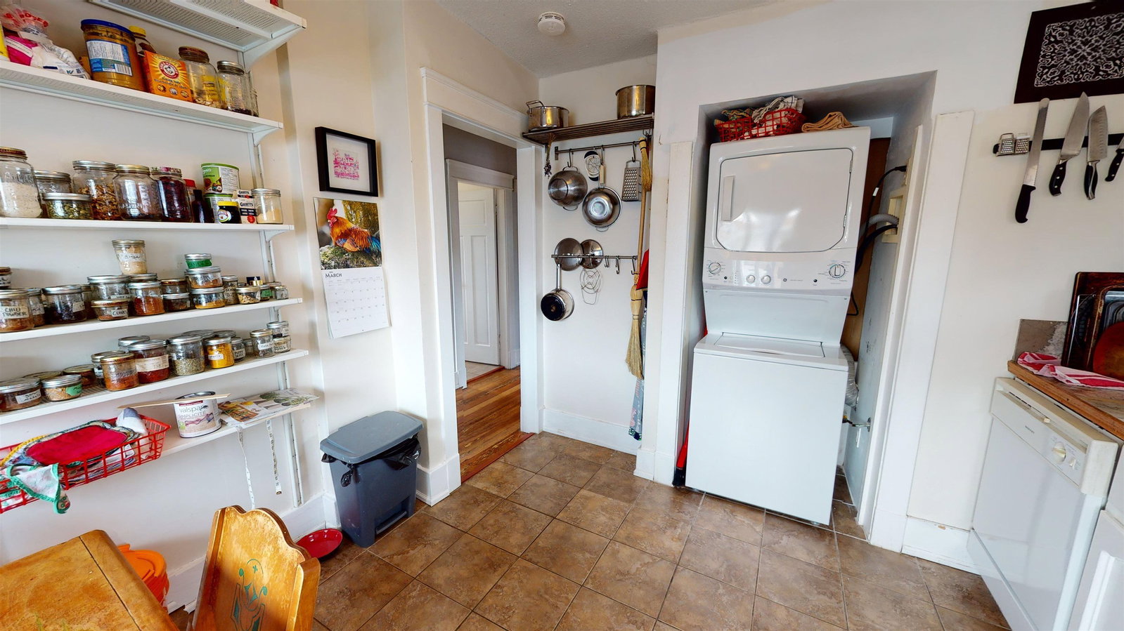 Listing Image 23