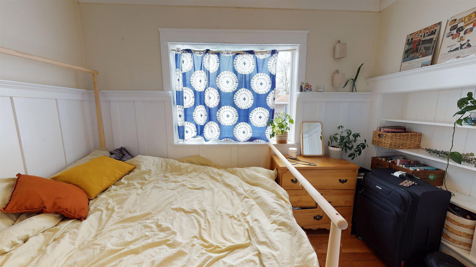 Listing Image 6