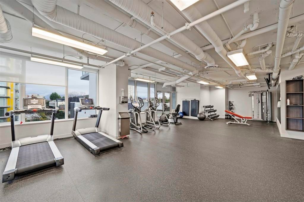 Listing Image 11