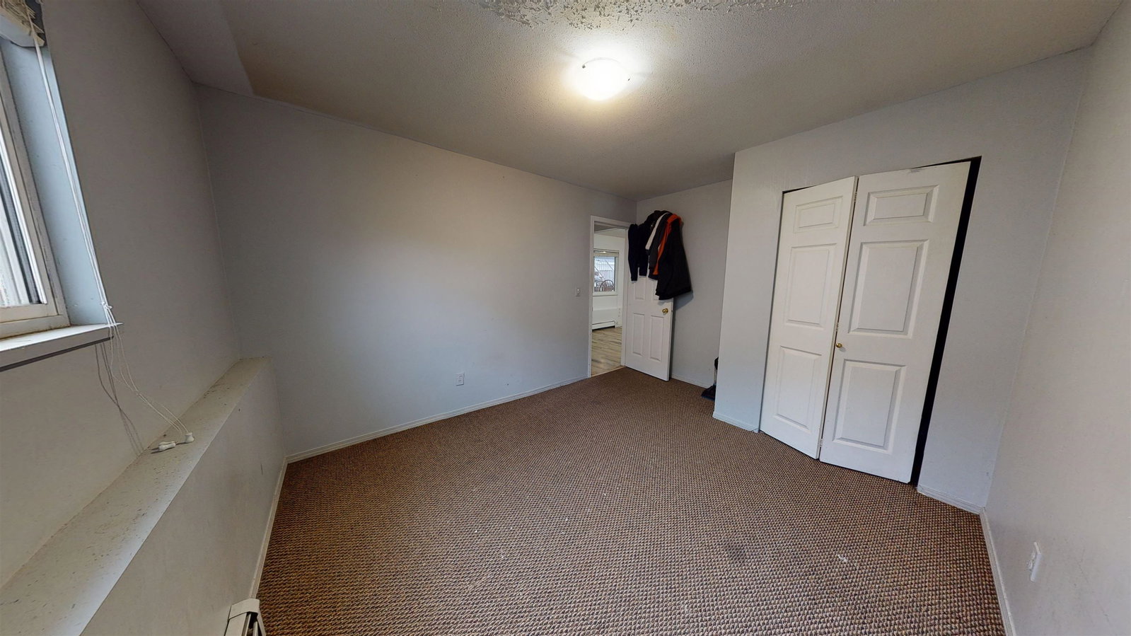 Listing Image 28