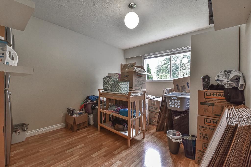 Listing Image 16