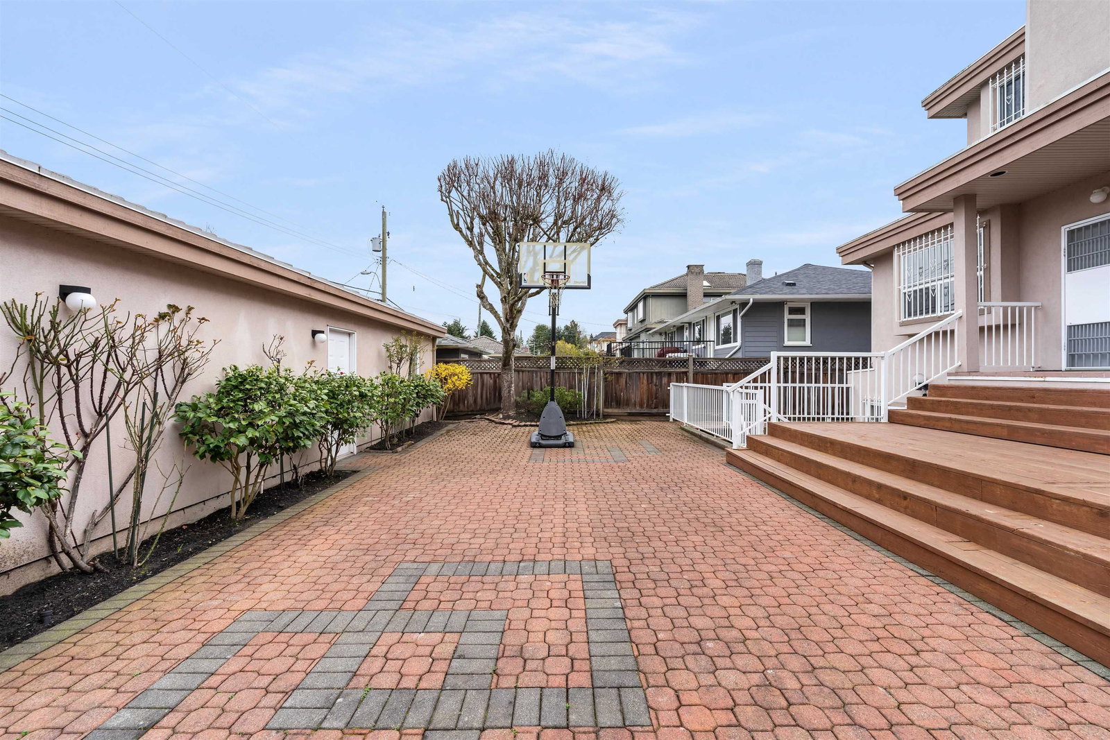 Listing Image 22