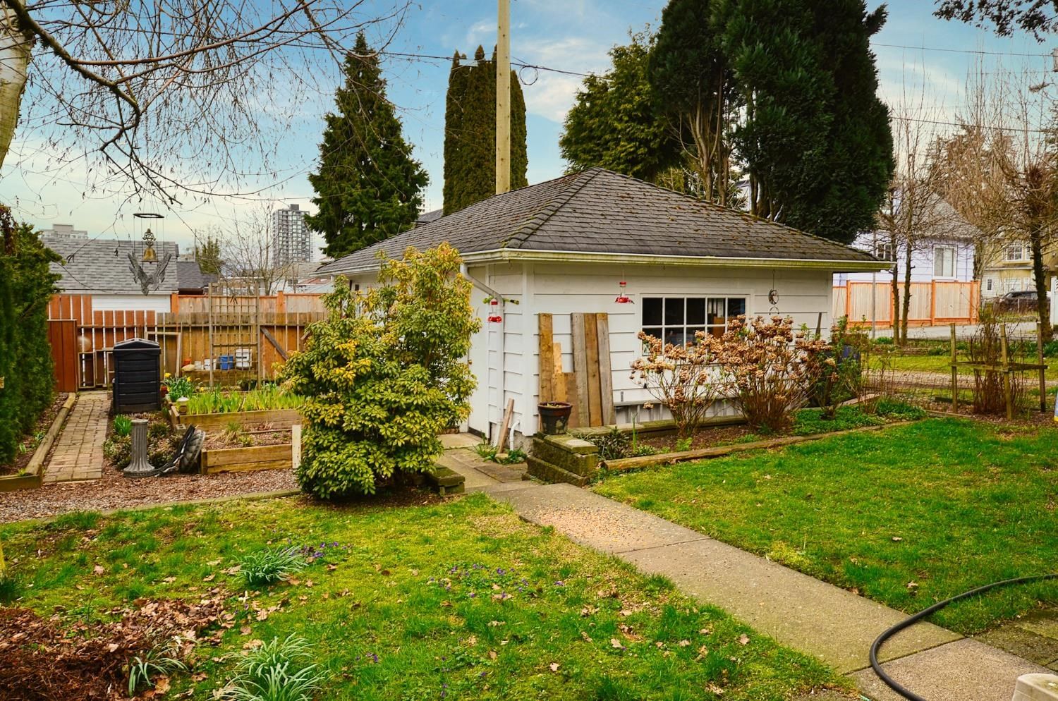 Listing Image 18