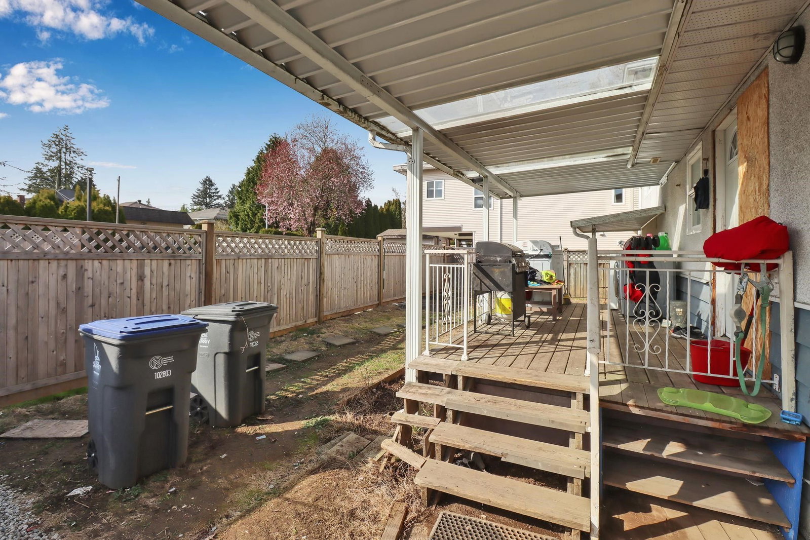 Listing Image 19