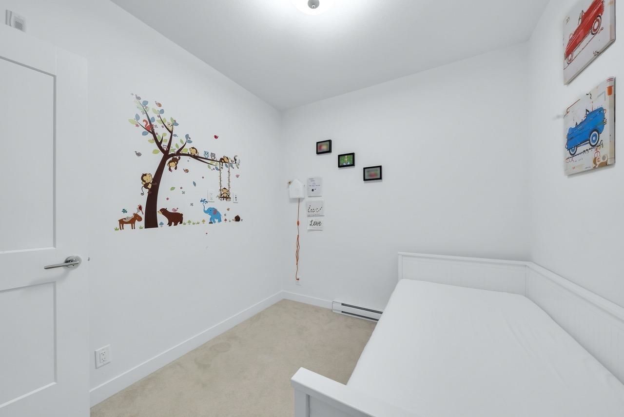 Listing Image 16