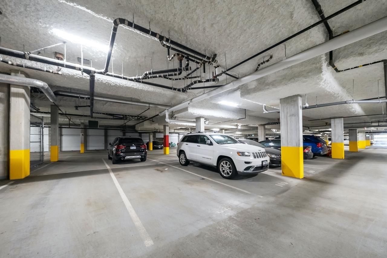 Listing Image 23