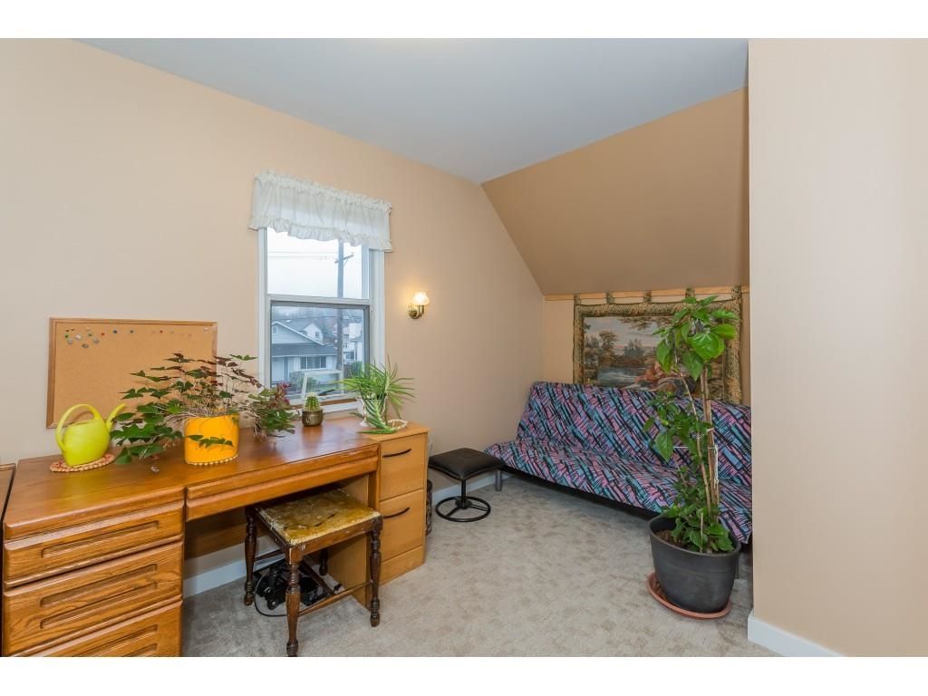 Listing Image 16
