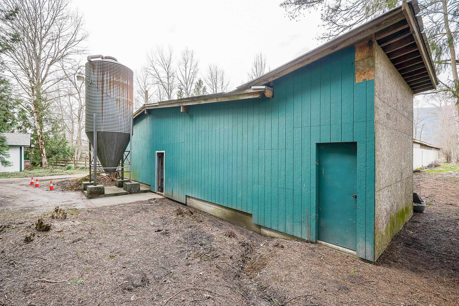 Listing Image 25