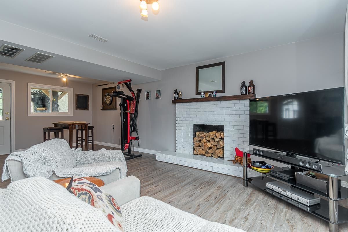 Listing Image 21