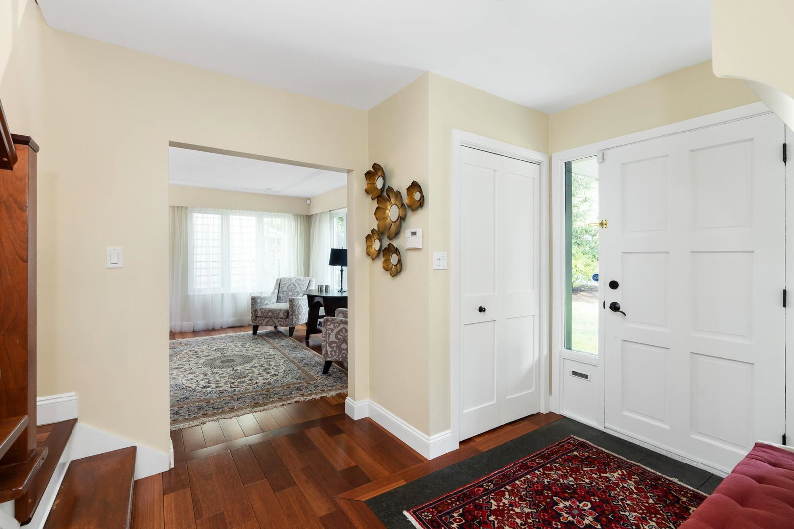 Listing Image 5