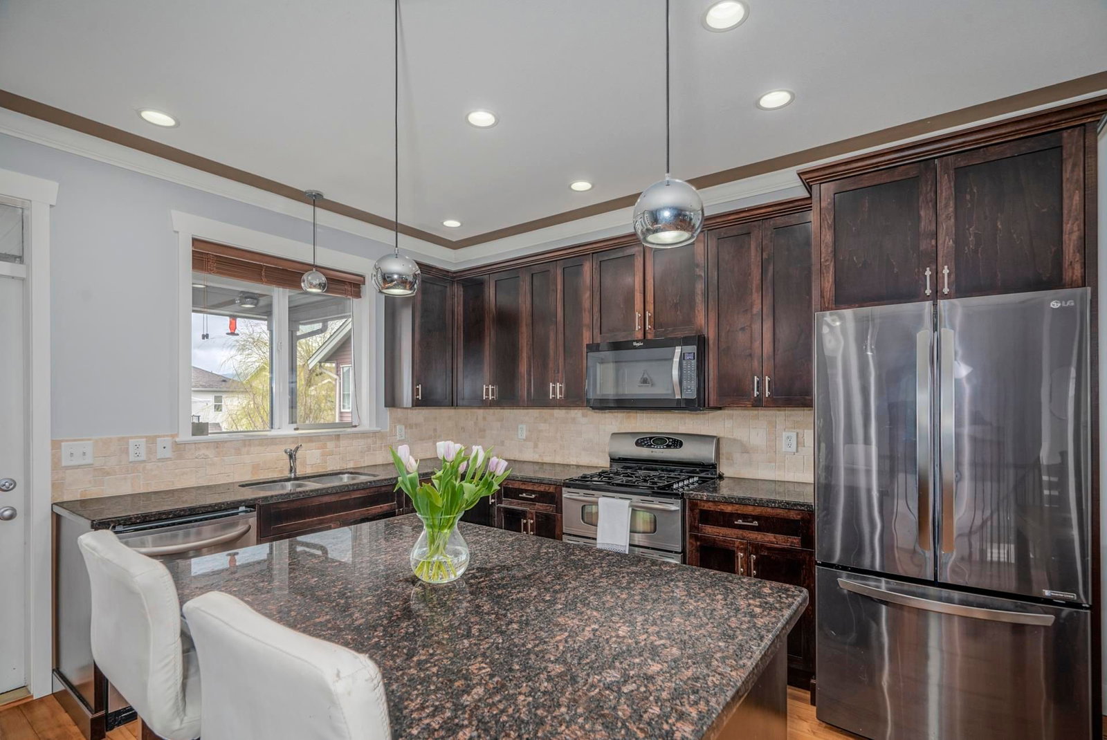 Listing Image 15