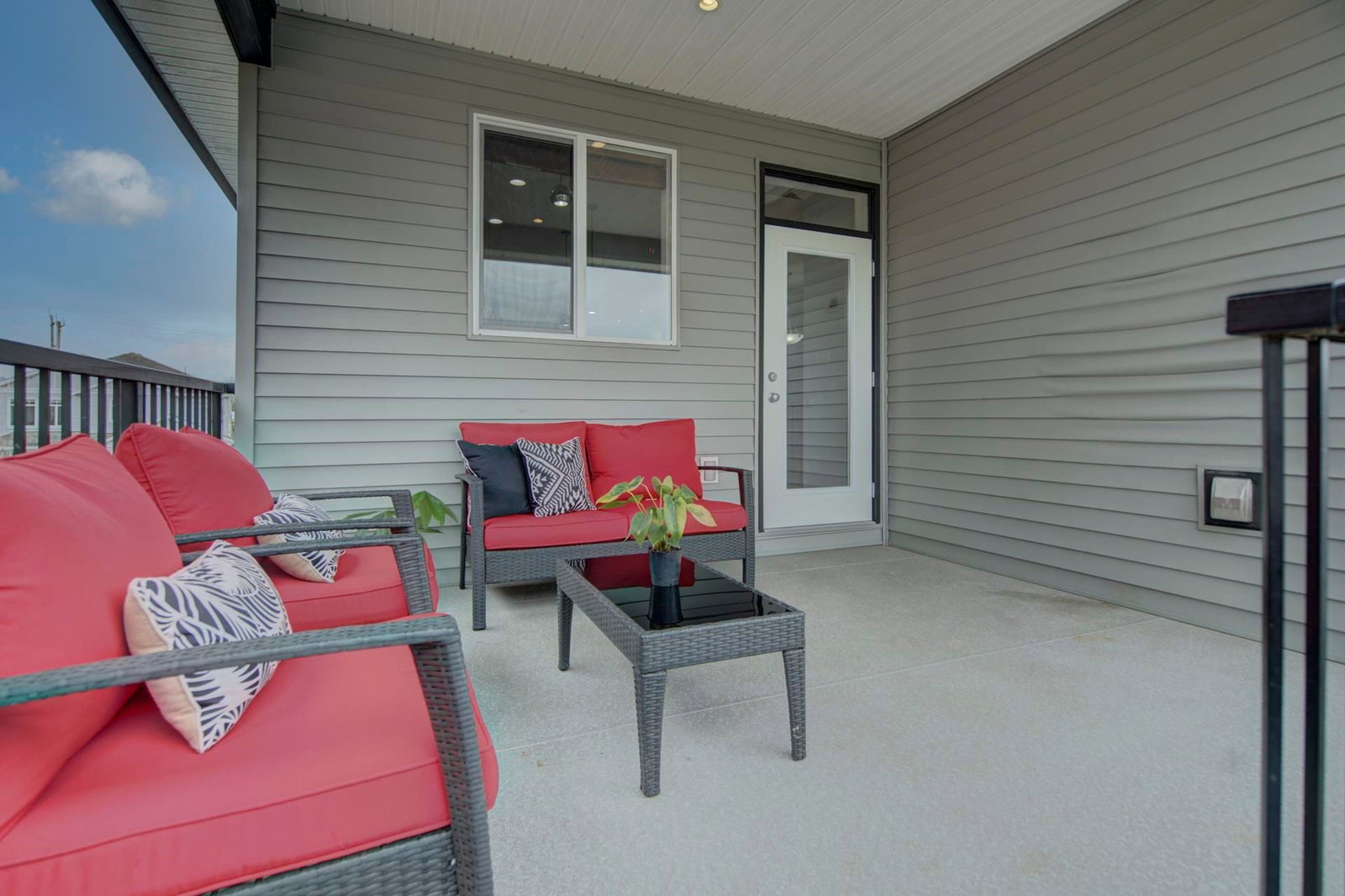 Listing Image 19