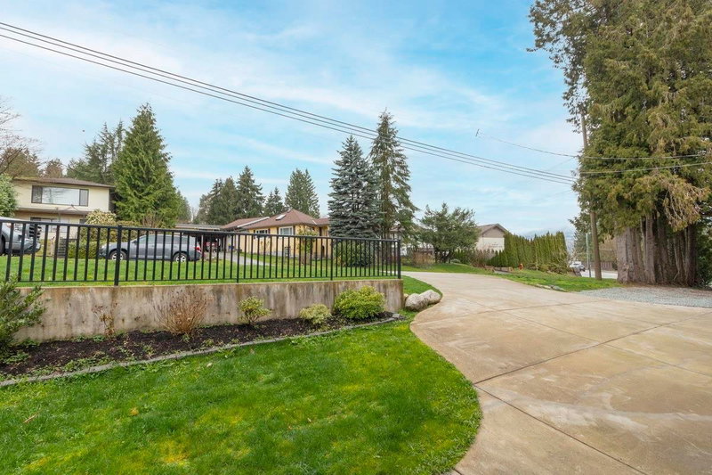1025 Ranch Park Way, Coquitlam, V3C 3X3 | Image 2