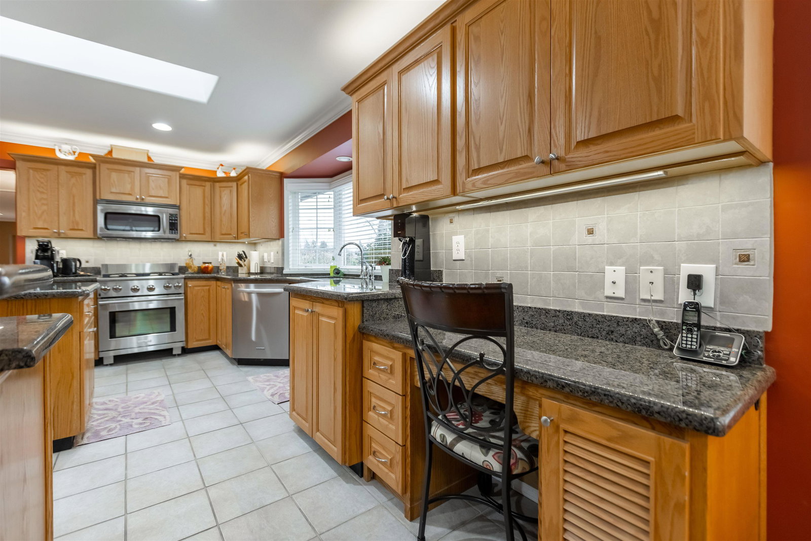 Listing Image 14