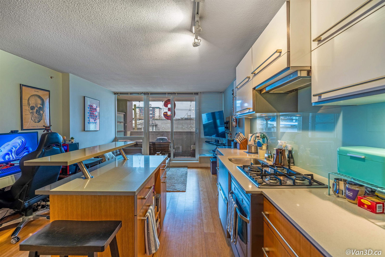 Listing Image 6