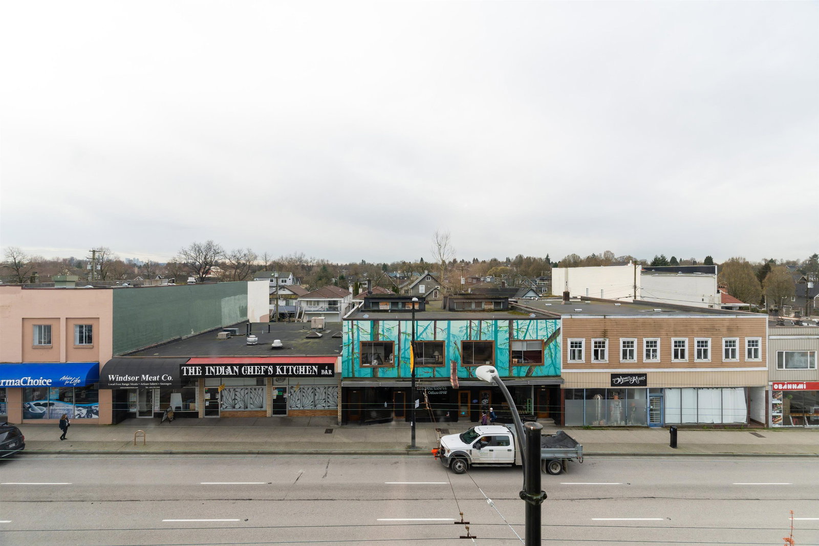 Listing Image 19