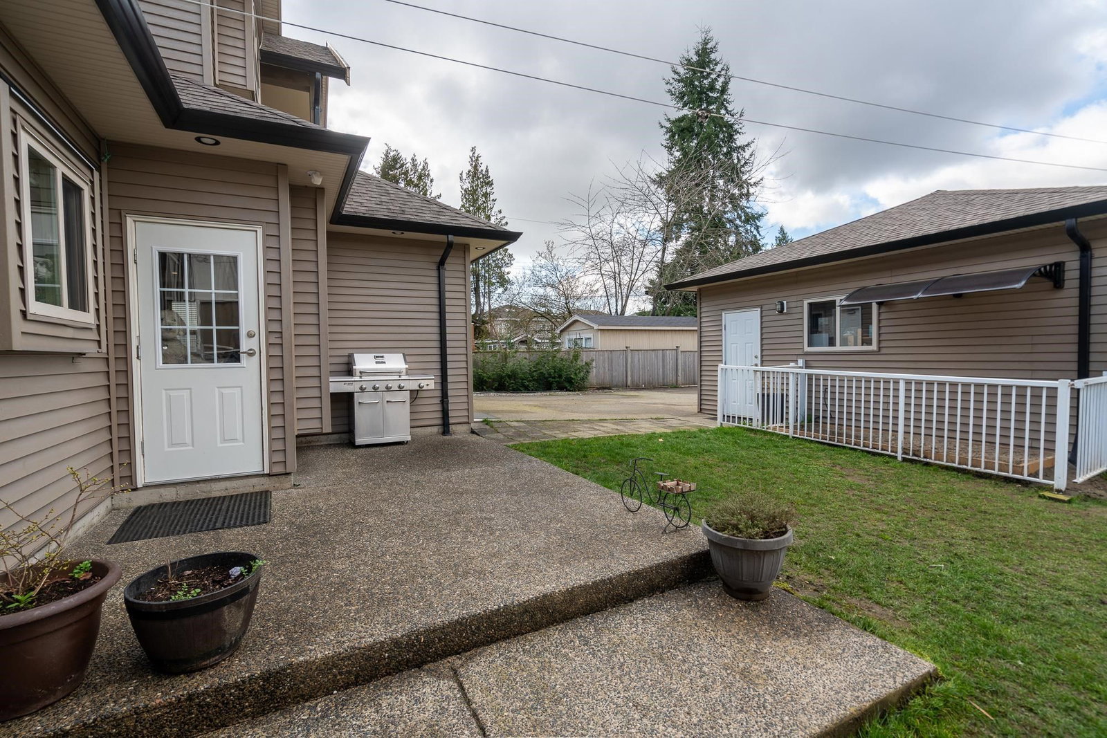 Listing Image 32