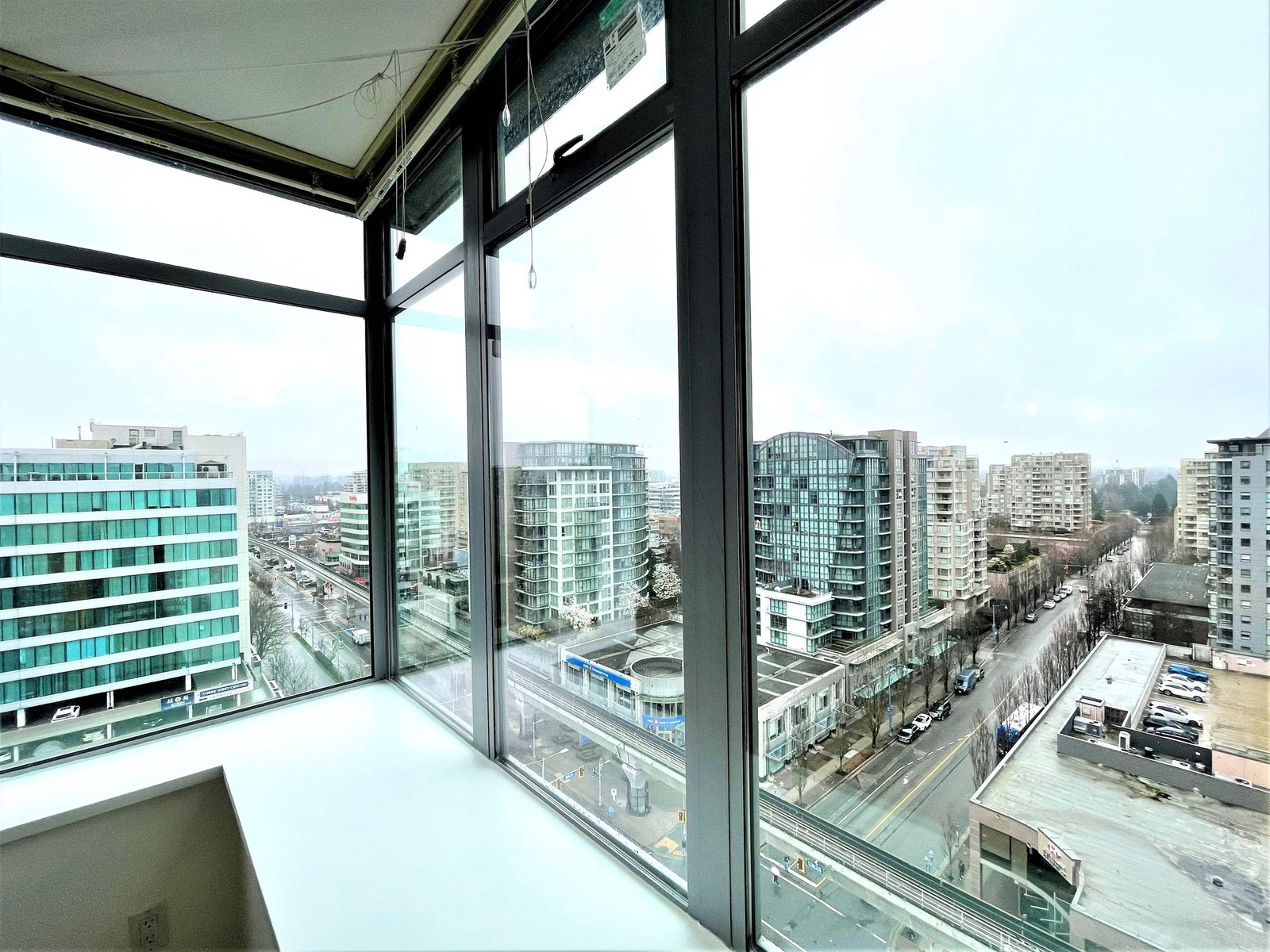 Listing Image 21