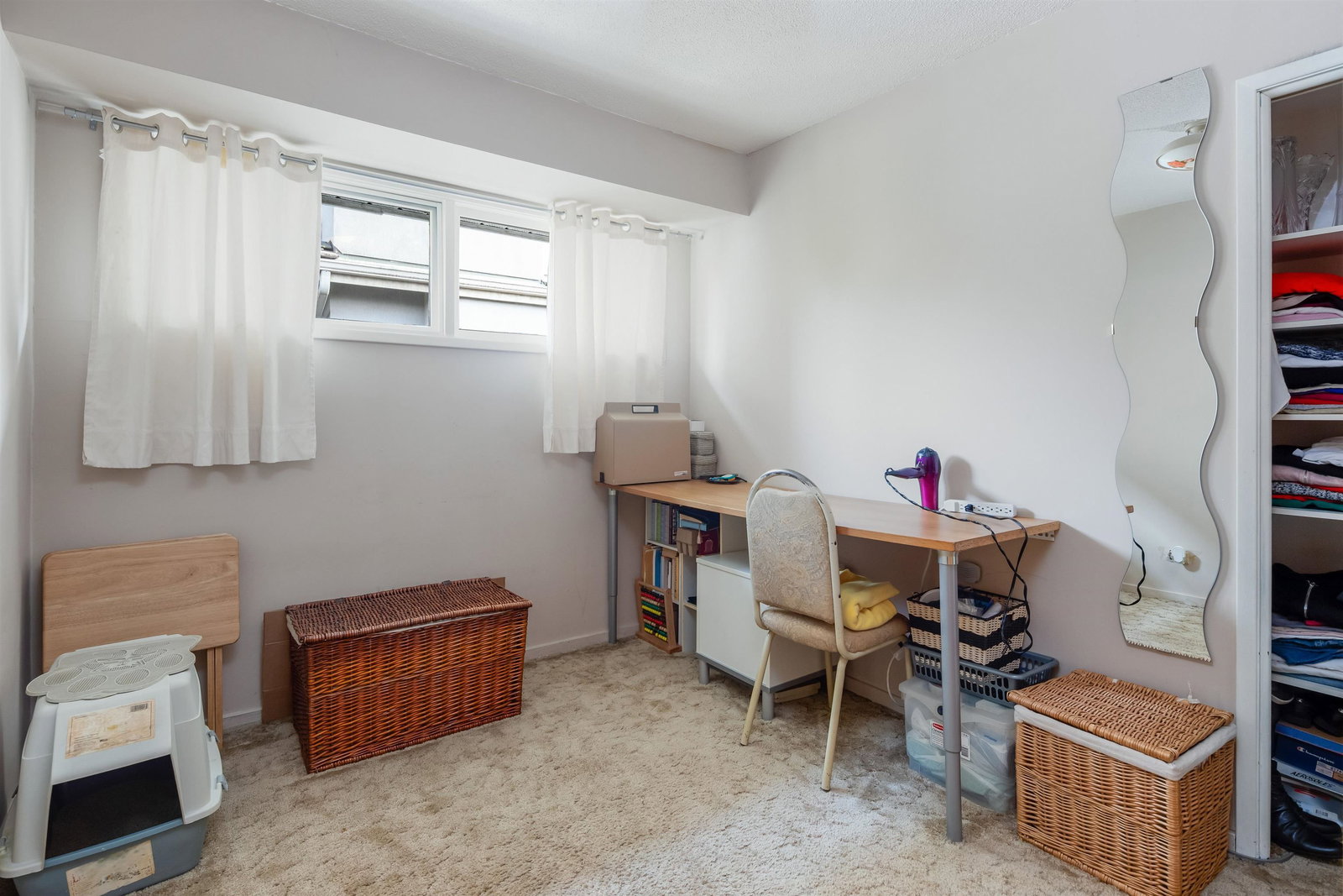 Listing Image 17
