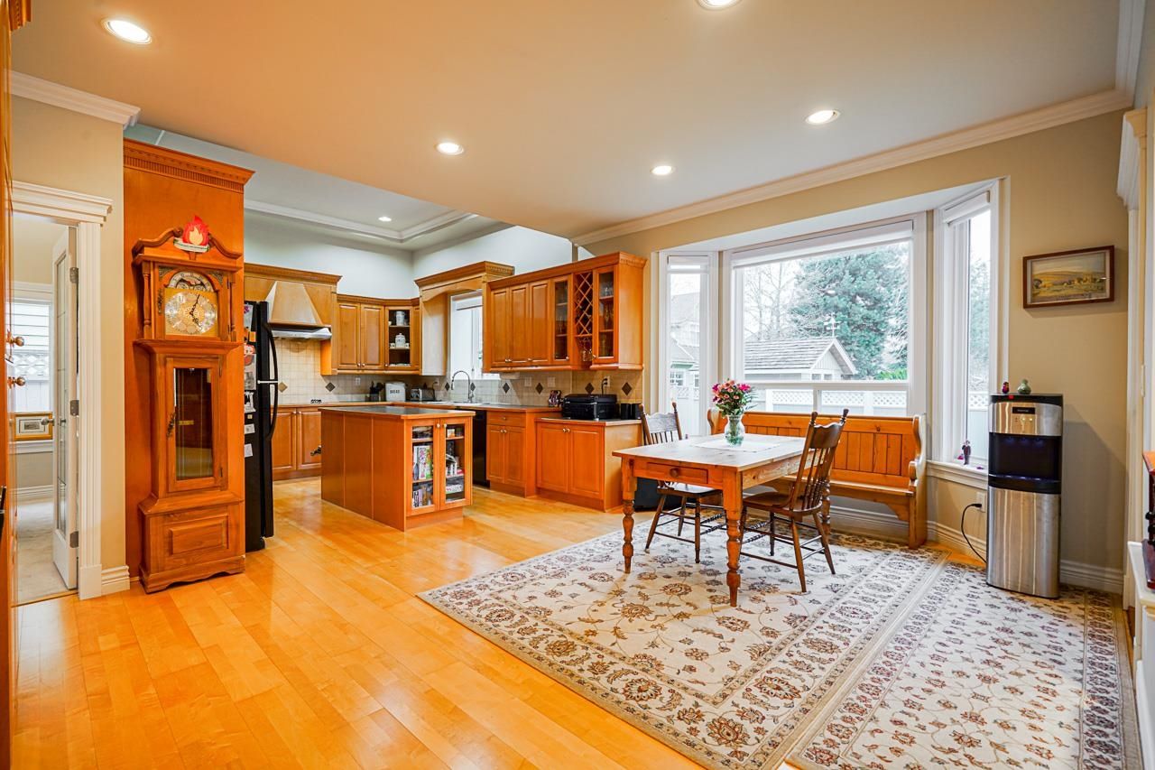 Listing Image 12