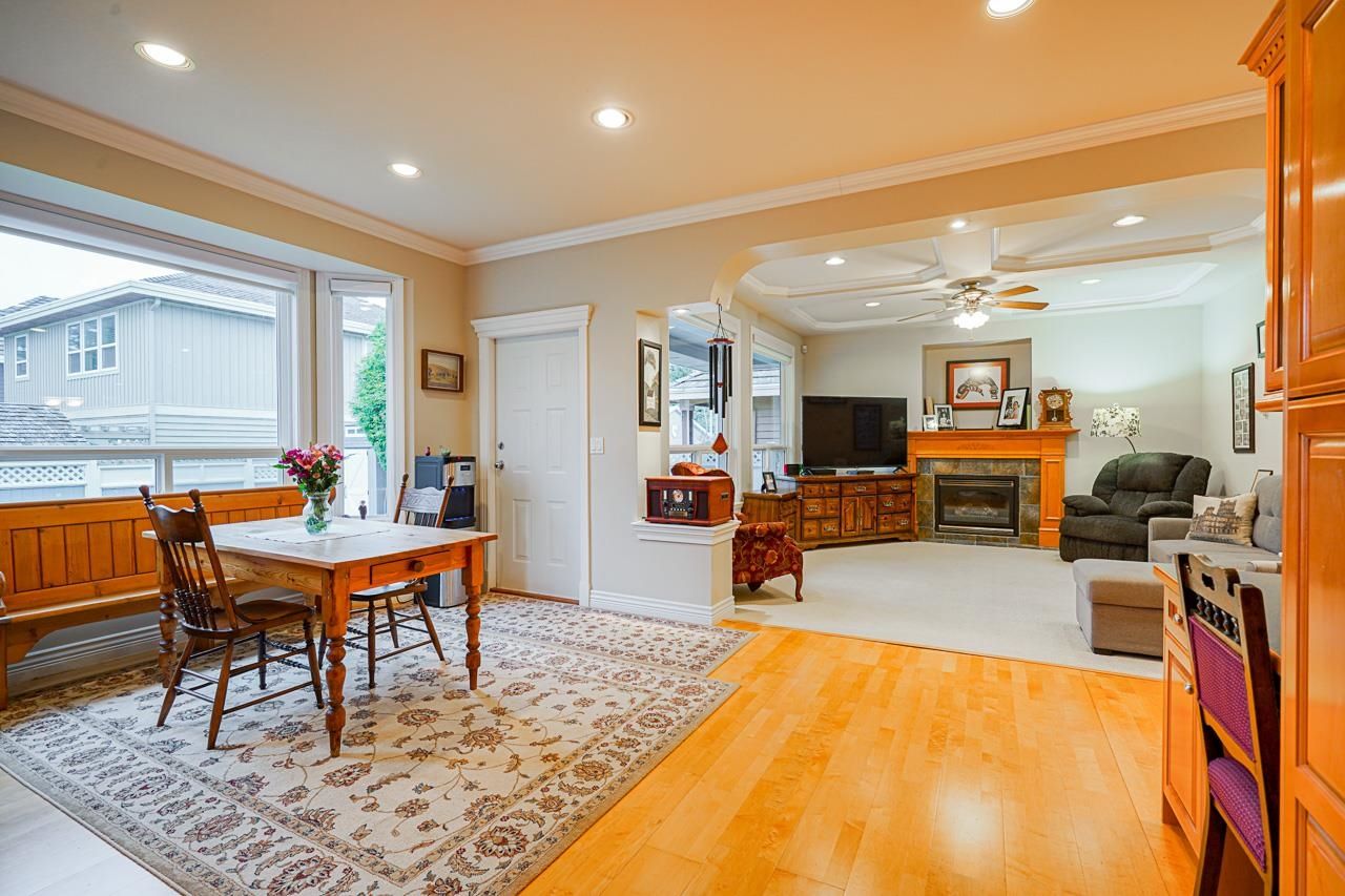 Listing Image 14
