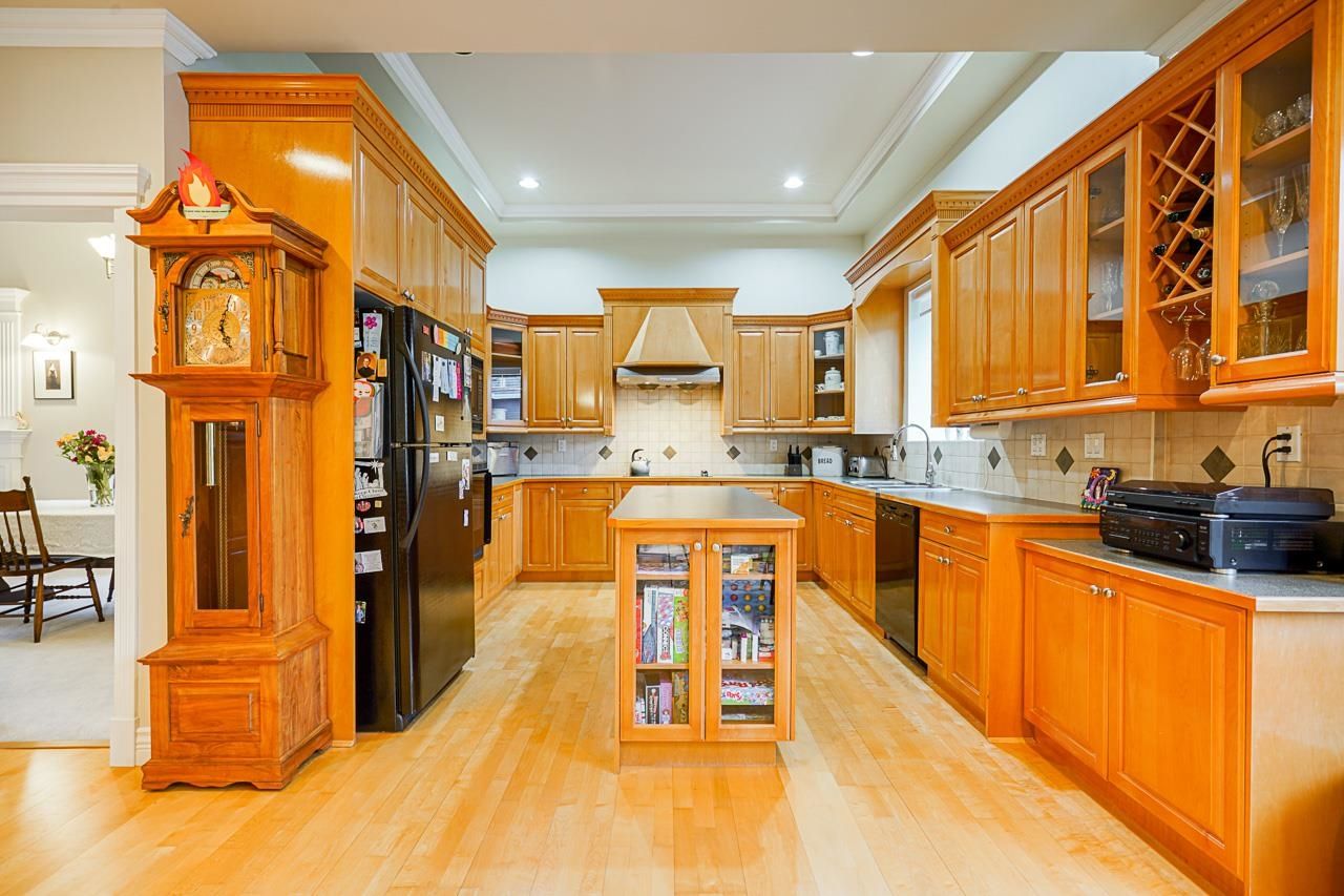 Listing Image 15