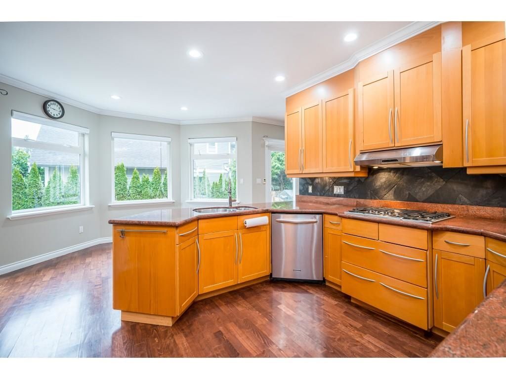 Listing Image 14