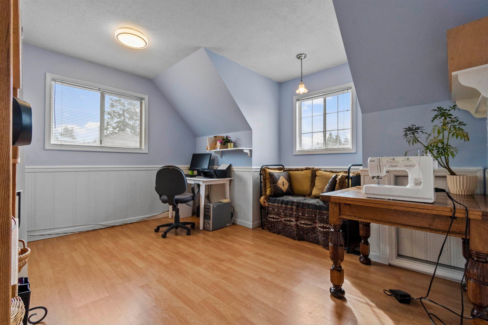 Listing Image 16