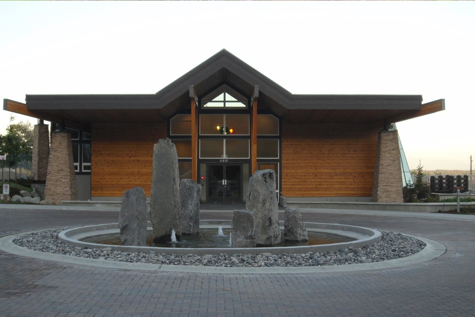 Listing Image 6