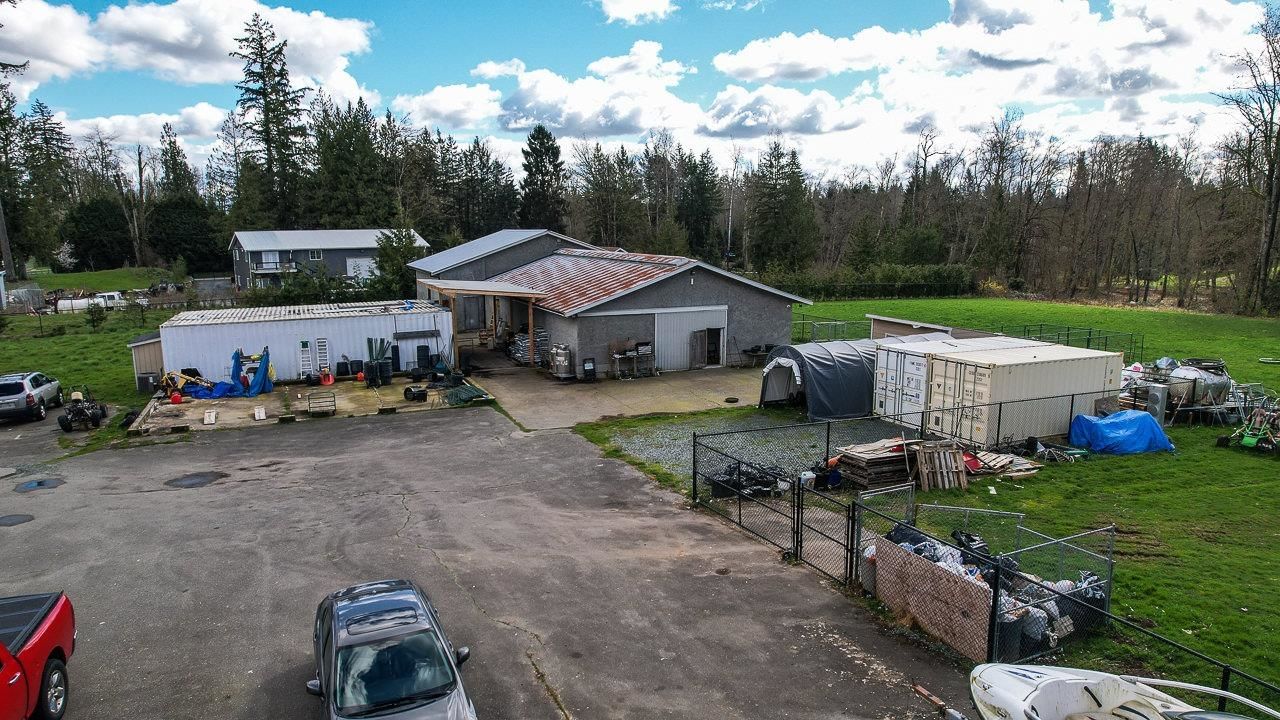Listing Image 10
