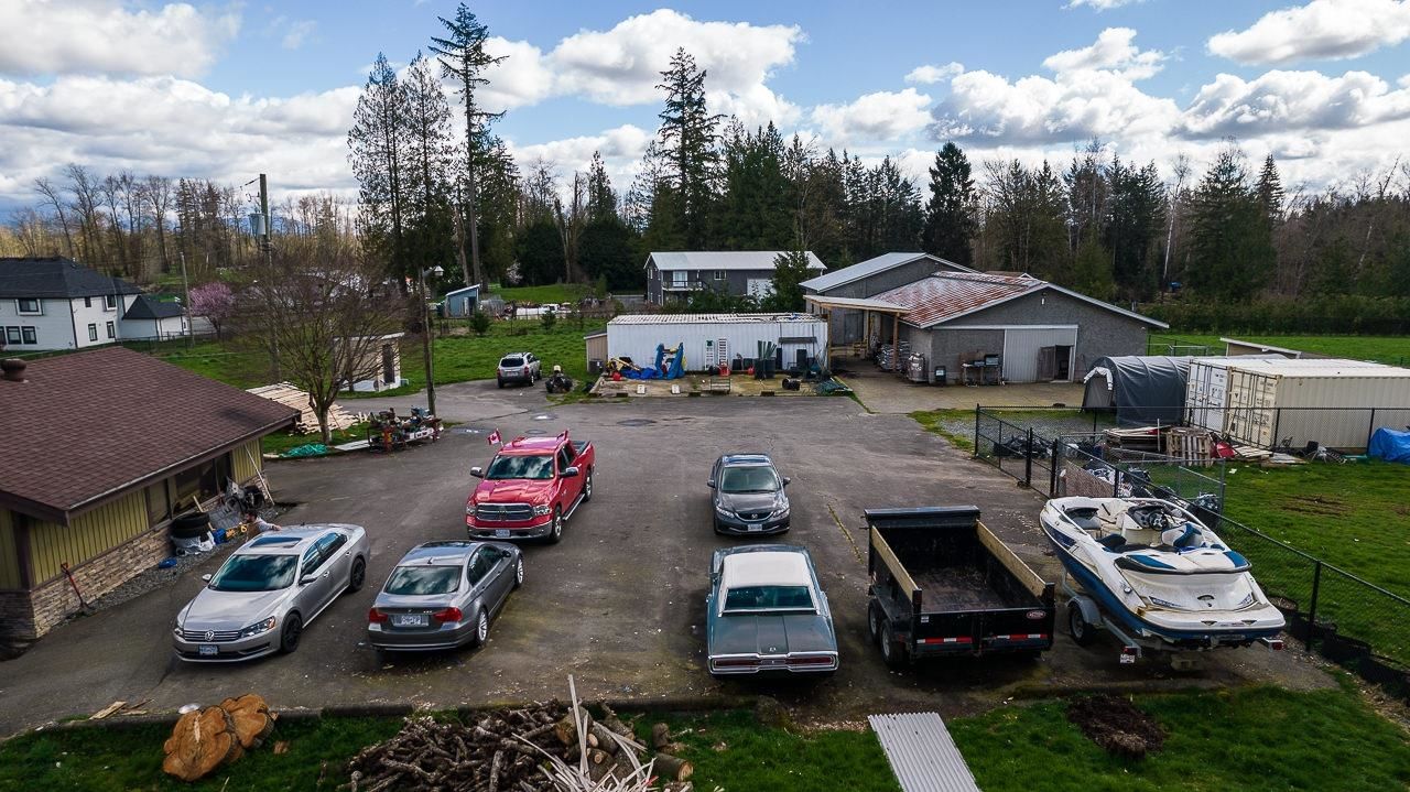 Listing Image 11