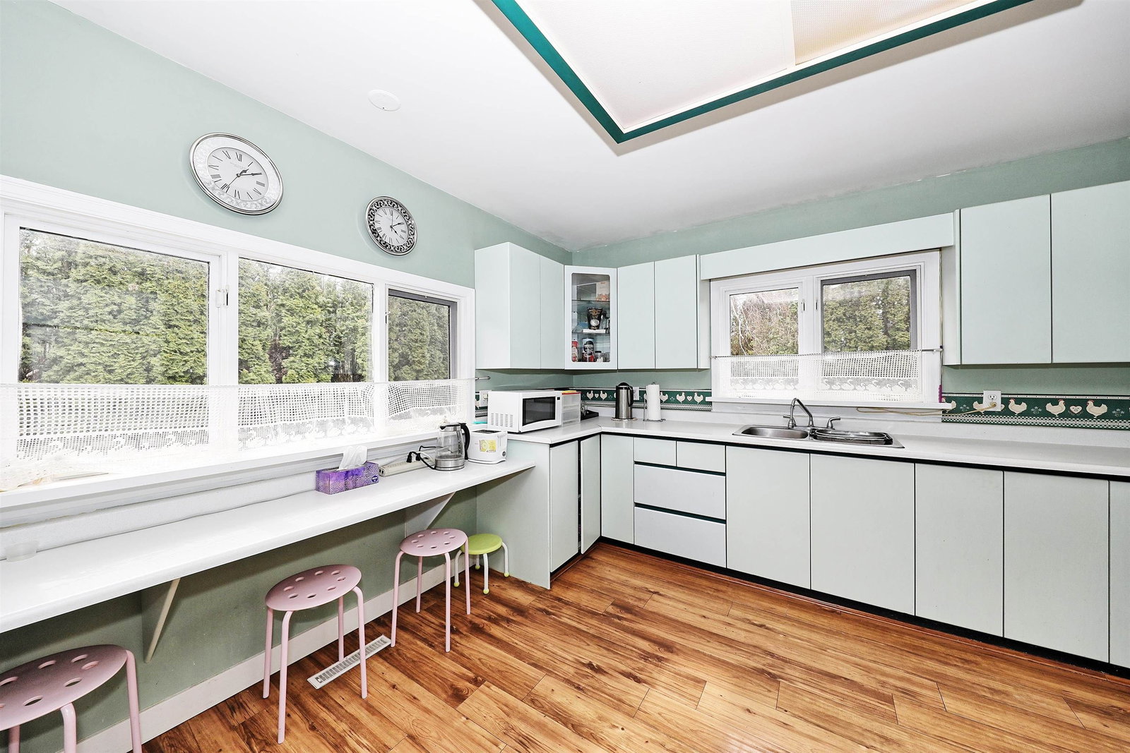 Listing Image 13