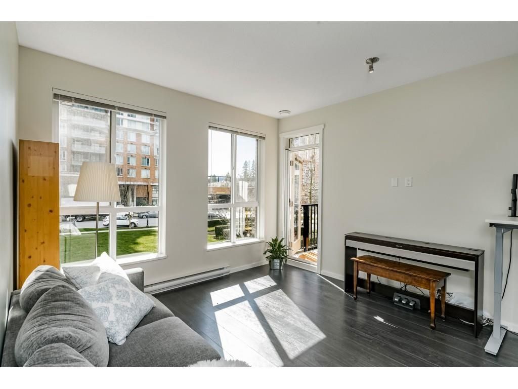 Listing Image 6