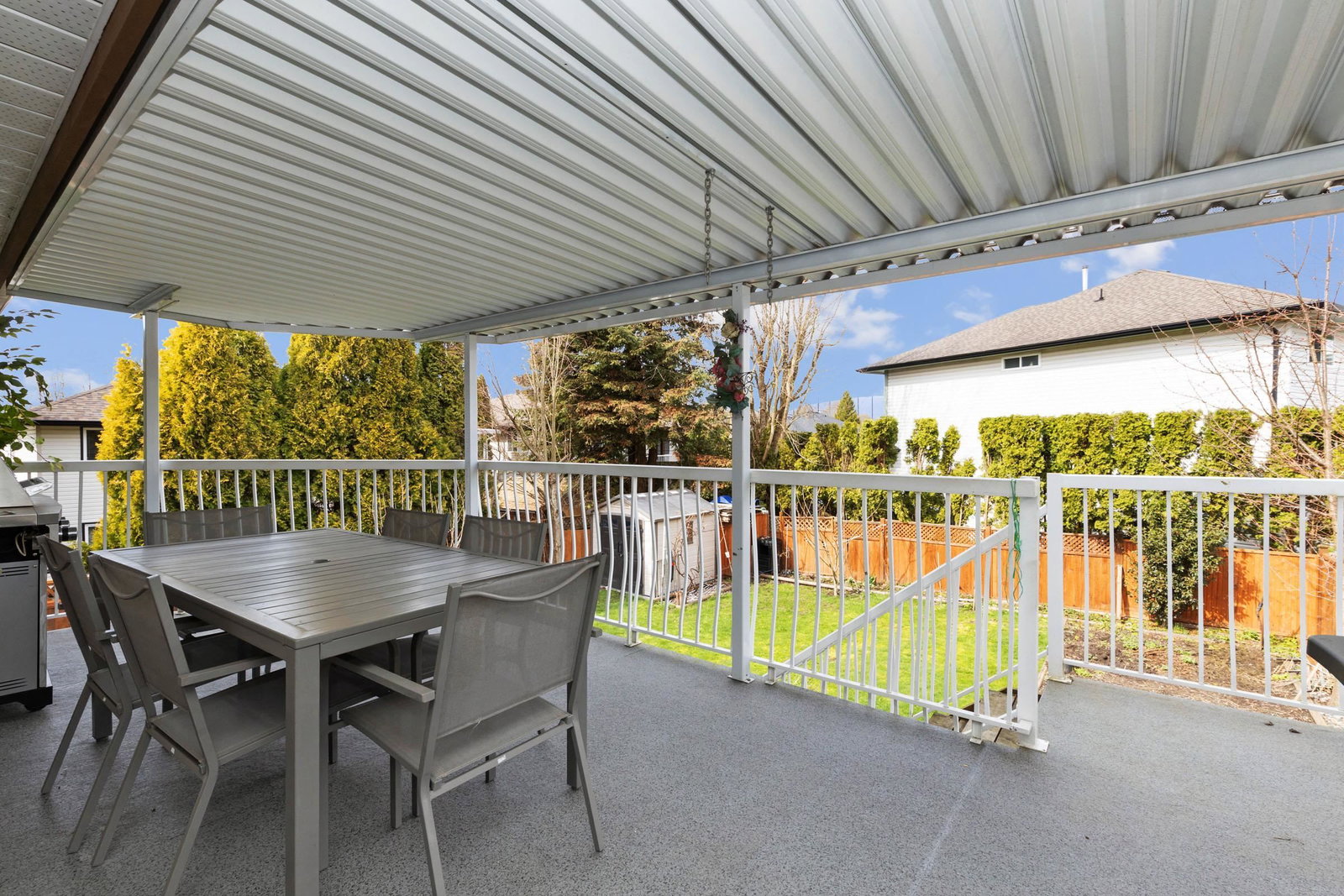 Listing Image 12
